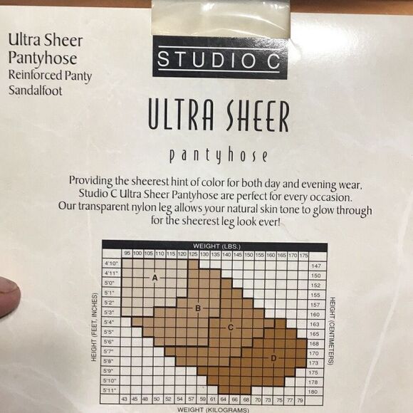 Vintage pantyhose by studio C size ￼A  ivory Sandlefoot - Picture 3 of 3